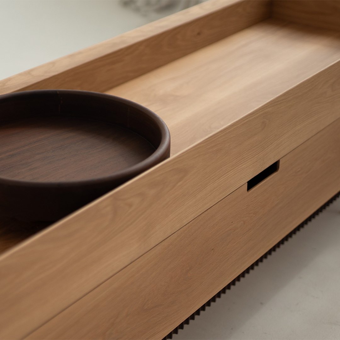 Mueble bajo de madera